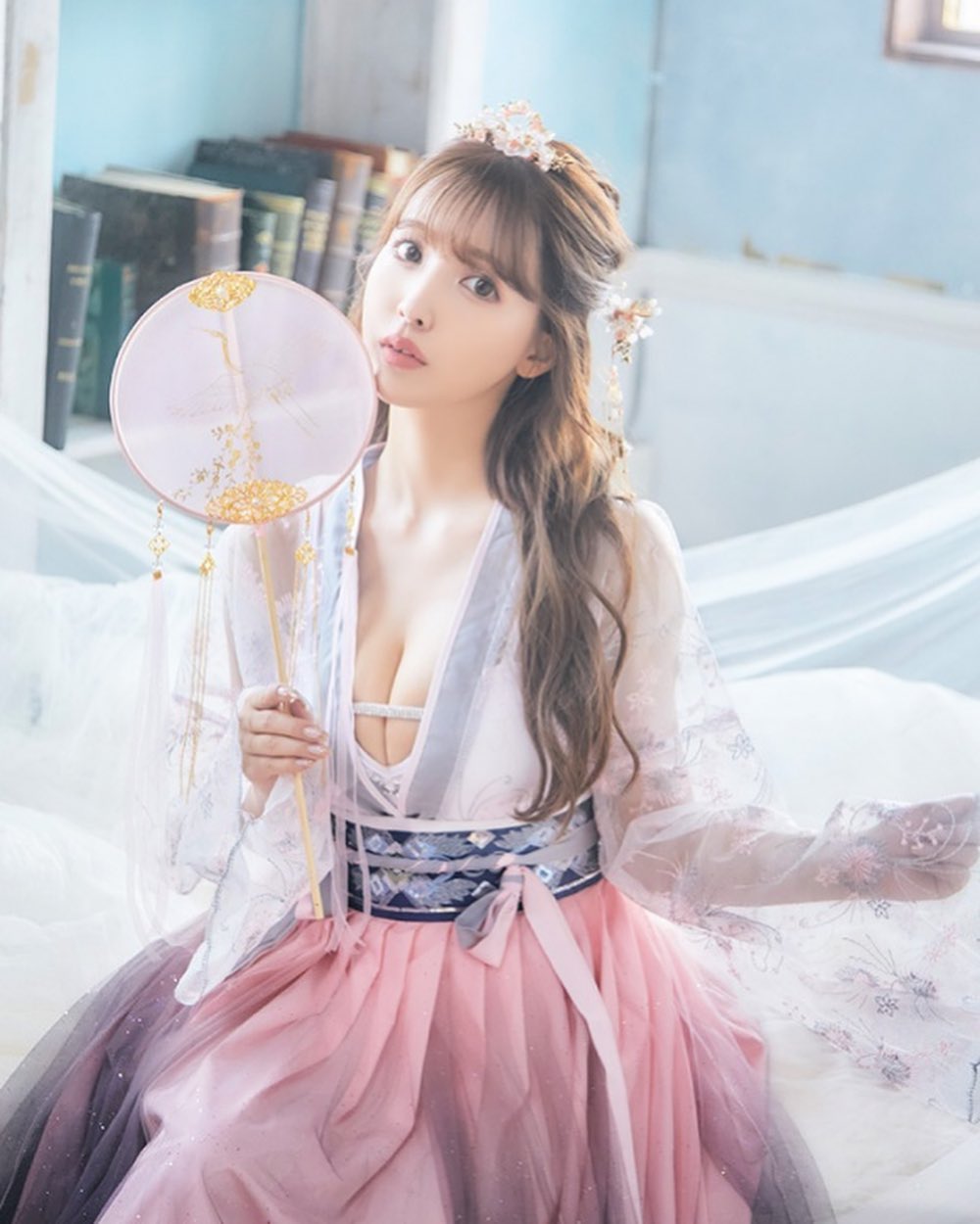 三上悠亜(三上悠亚,Mikami-Yua)近期作品番号及封面,三上悠亜个人简介-图片5