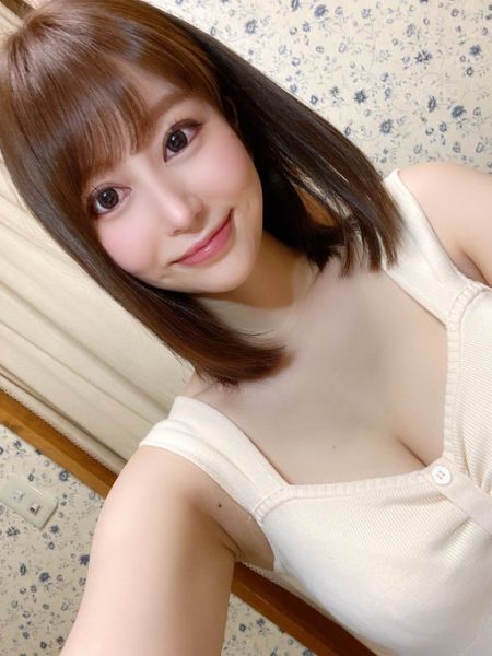 桃瀬久留美(桃瀬くるみ)出道作品及封面,桃瀬久留美个人资料-乐忧记