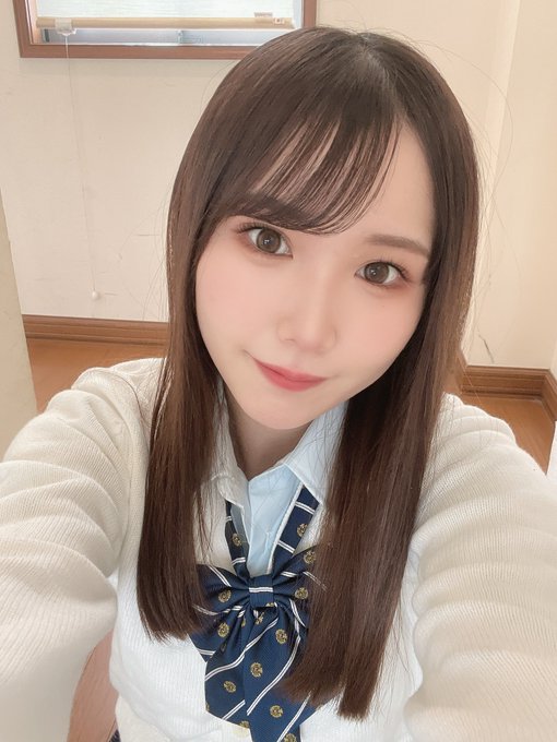 牧野未央奈(牧野みおな)出道作品番号及封面,牧野未央奈个人简介-图片6