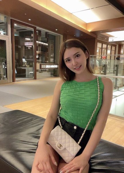 兰兰(蘭々,RanRan)以蜜美杏名义的作品及封面,兰兰宇佐美玲奈-乐忧记