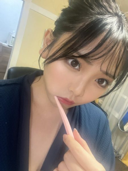 小田樱(小田桜)出道作品及封面,小田樱个人资料-乐忧记