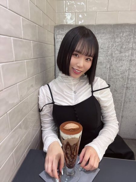 如月里依纱(如月りいさ)出道作品及封面,如月里依纱个人资料-乐忧记