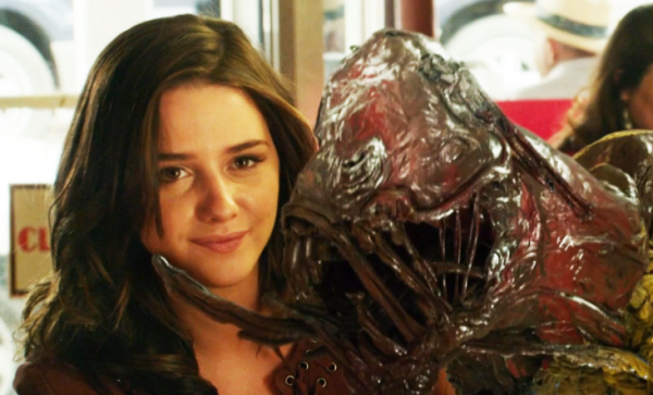 科幻惊悚电影《小镇怪客》推荐 结局反转让人泪目-乐忧记