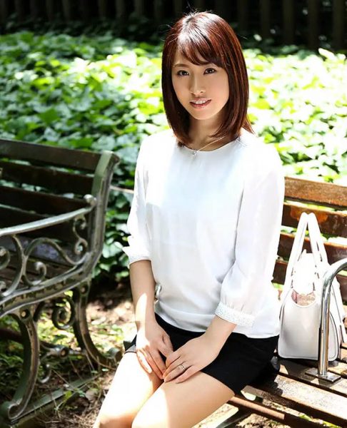 最能干人妻系女星《水原佐奈》精选作品推荐介绍及封面预览-乐忧记