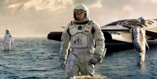 科幻电影《爱在太空》的孤绝生命沉思-乐忧记