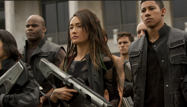 科幻电影《分歧者2：绝地反击》在裂痕中寻找人性之光-乐忧记