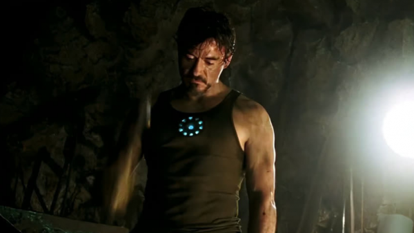 科幻电影《钢铁侠1》科技与人性的觉醒之旅-乐忧记